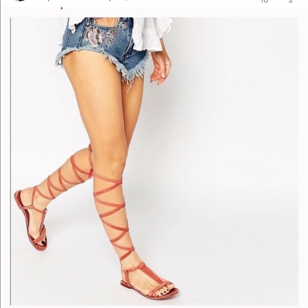 Like new! Free people Dahlia lace up gladiator sandals sz 41